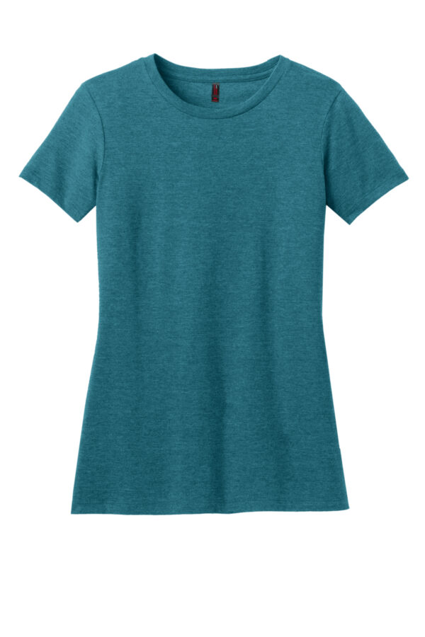District woman teal tee